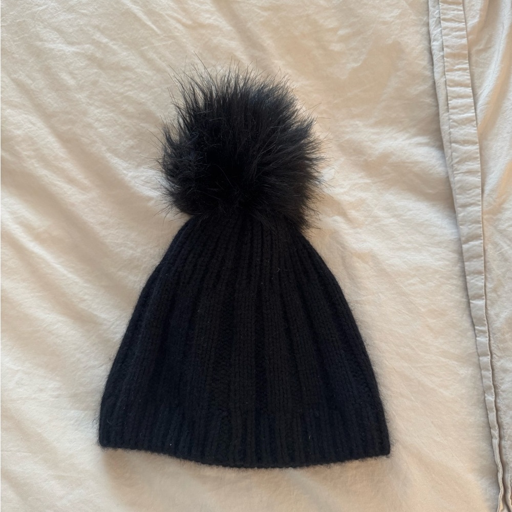 Black 100% Cashmere Pom-Pom Beanie
